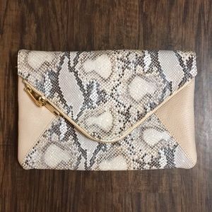 👜 Snakeskin clutch 👜